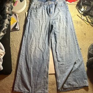 NWOT Aeropostale Size 14. Super High Rise Super Wide Light blue jeans.